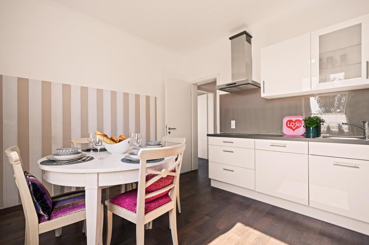 Wohnen im alten Bahnhof inkl Balkon Meckenbeuren Exterior foto