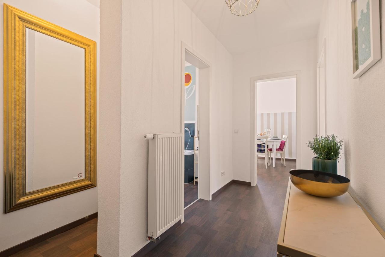 Wohnen im alten Bahnhof inkl Balkon Meckenbeuren Exterior foto